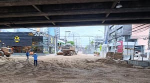 Trânsito na Avenida Champagnat é liberado no início da noite desta sexta-feira